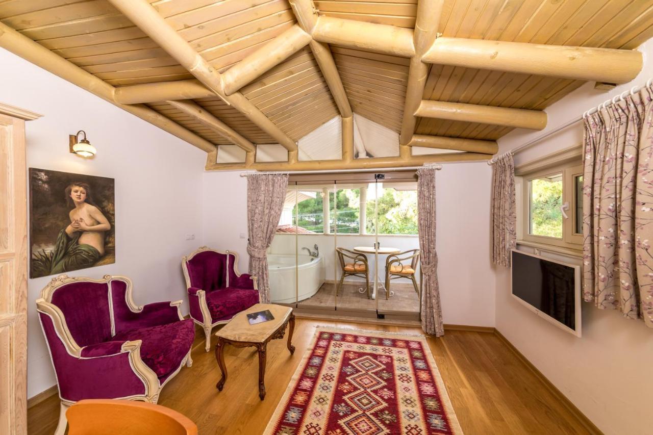 Petunya Konak Boutique Hotel İçmeler Luaran gambar